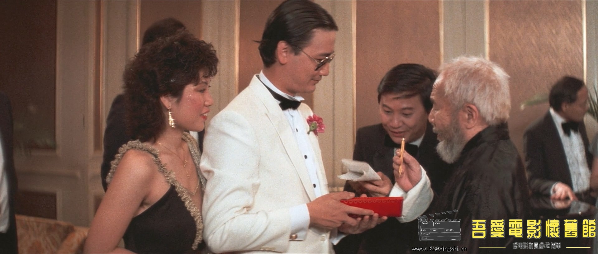 八彩林亚珍.1982.BDRip.2AC3.HKFACT-NO.7.mkv_20221229_215454.786.jpg