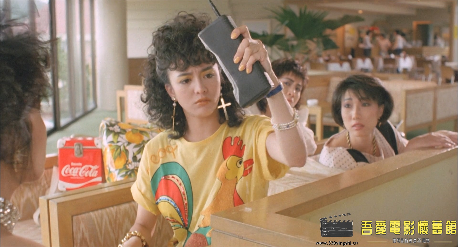 神奇两女侠.1987.BDRip.4AC3.HKFACT.mkv_20221228_233553.841.jpg