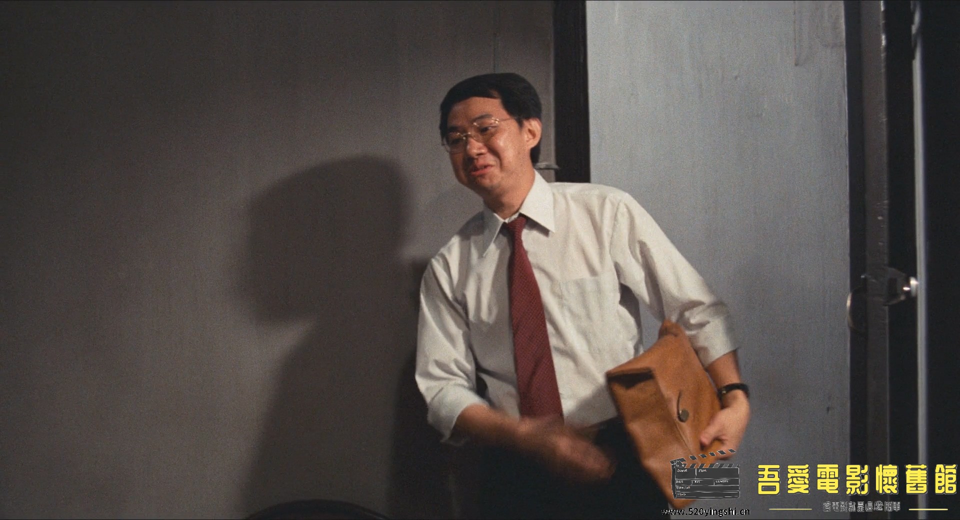 投奔怒海.1982.BDRip.2AC3.HKFACT-NO.7.mkv_20221229_214021.617.jpg