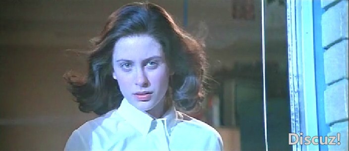 (女超人.Supergirl.正大综艺国配.1984.mkv)[01.15.29.567].jpg