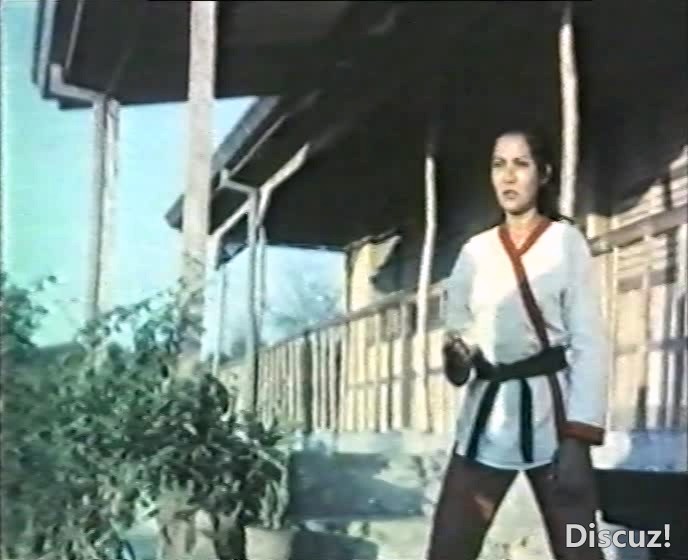 1973.女英雄.avi_20250211_190800.164.jpg