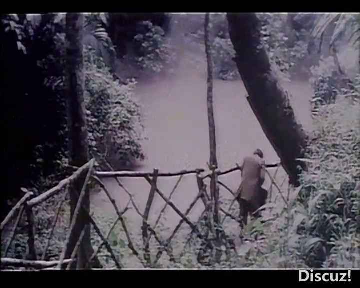 1975.They.Call.Him.Chop-suey.tt0387629.mp4_20250211_194410.385.jpg