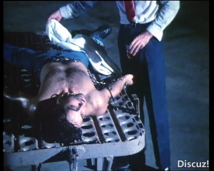 1986.血刃边缘.双面英雄.mp4_20250212_211354.679.jpg