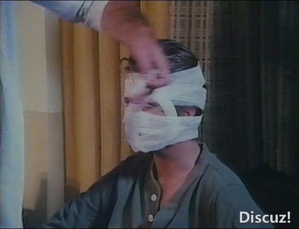 Blazing Guns (1988) 炽热的枪.mkv_20250212_221213.988.jpg