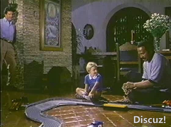 1988.眼镜蛇大行动.2.avi_20250213_221154.292.jpg